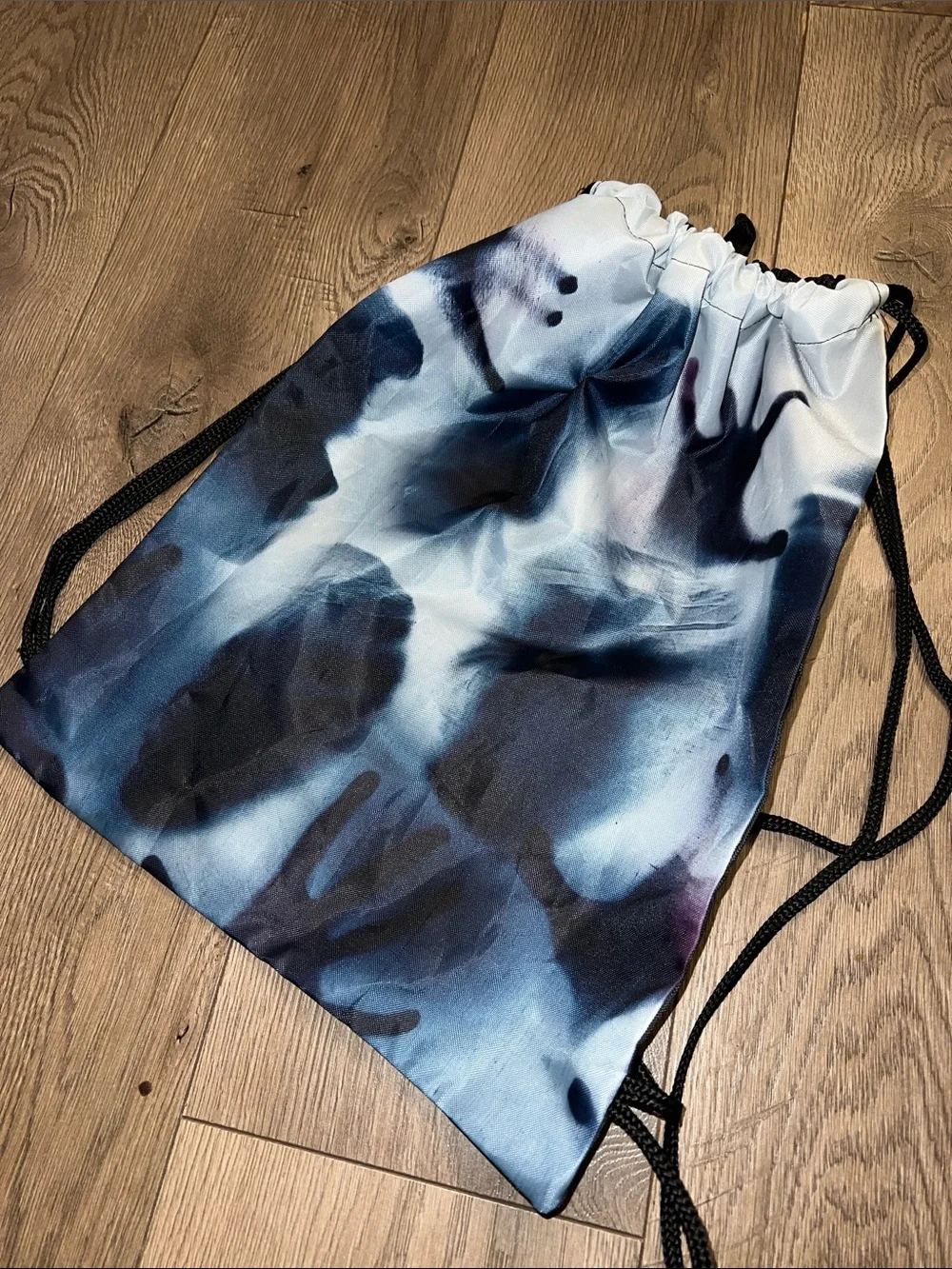 Men's Drawstring Halloween Spooky Backpack with Blue and Black Handprint Design